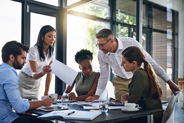 5 People In Meeting